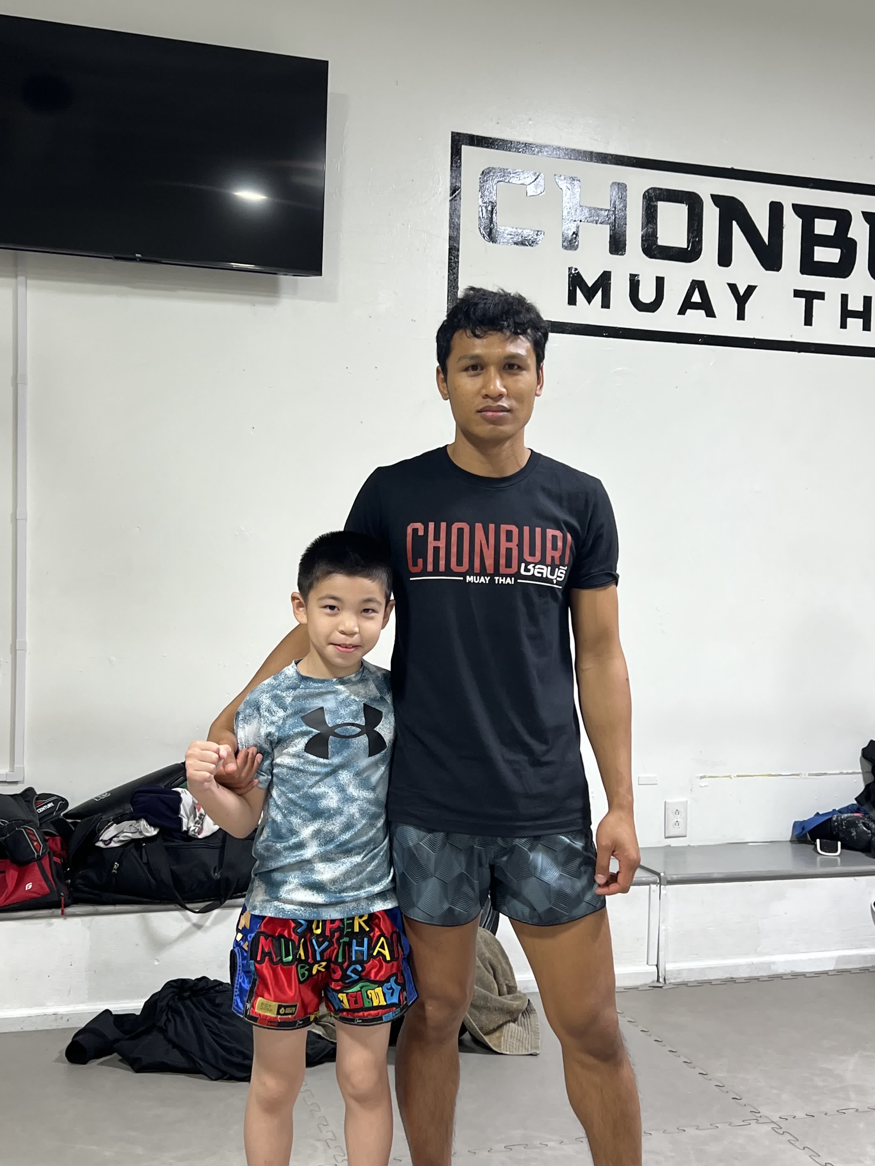 George with Smokin' Joe Nattawut